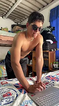 RobinLenoxx online show from March 2026 08:34:01 PM