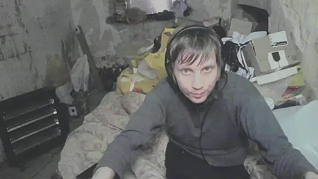 Snapshot of makarov1993 chatting on April 2026 07:07:02 PM makarov1993 online show from April 2026 07:07:02 PM
