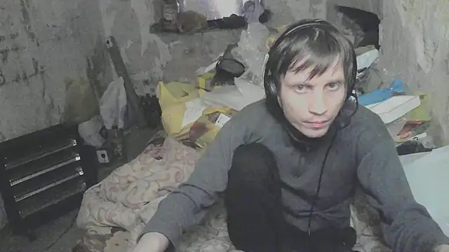 Snapshot of makarov1993 chatting on April 2026 06:10:01 PM makarov1993 online show from April 2026 06:10:01 PM