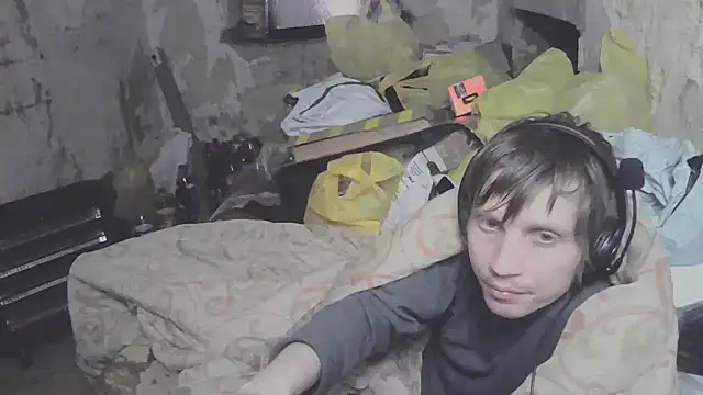 Snapshot of makarov1993 chatting on April 2026 05:30:01 PM makarov1993 online show from April 2026 05:30:01 PM