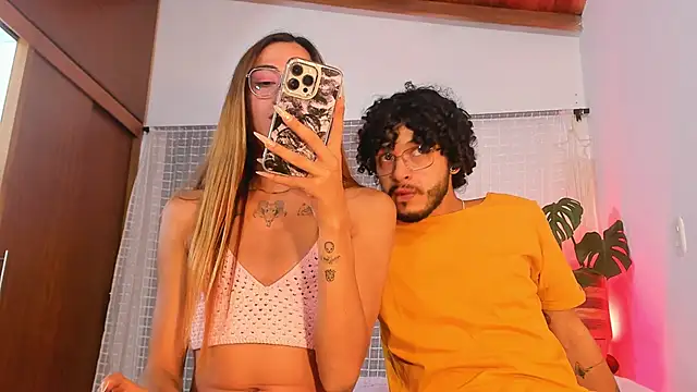 Snapshot of emmmalym chatting on September 2025 01:38:02 AM emmmalym online show from September 2025 01:38:02 AM