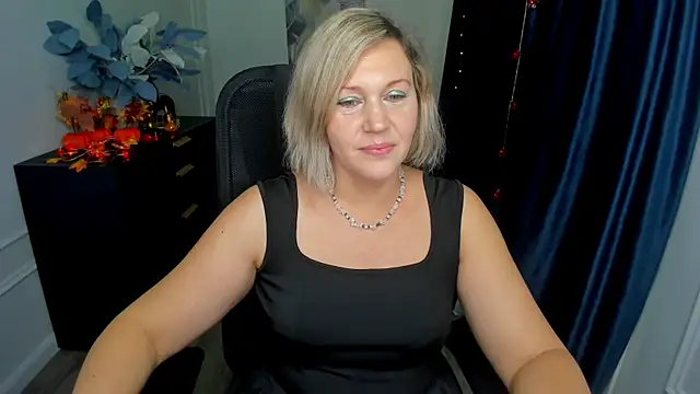 Snapshot of NinaStarle chatting on October 2025 04:57:01 AM NinaStarle online show from October 2025 04:57:01 AM