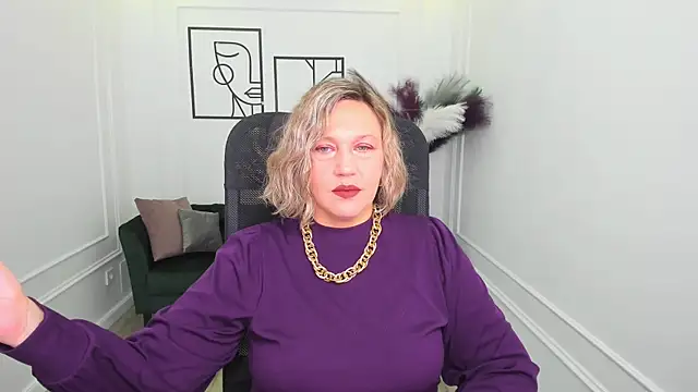 Snapshot of NinaStarle chatting on November 2025 04:23:02 AM NinaStarle online show from November 2025 04:23:02 AM