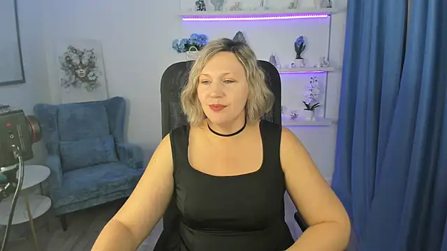 Snapshot of NinaStarle chatting on November 2025 11:44:02 AM NinaStarle online show from November 2025 11:44:02 AM