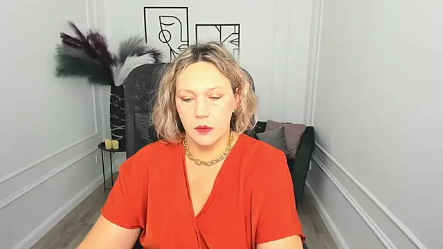 Snapshot of NinaStarle chatting on November 2025 04:33:02 AM NinaStarle online show from November 2025 04:33:02 AM