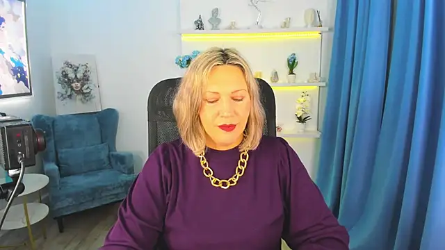 Snapshot of NinaStarle chatting on November 2025 04:34:02 AM NinaStarle online show from November 2025 04:34:02 AM