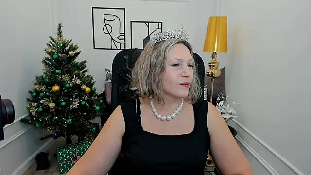 Snapshot of NinaStarle chatting on December 2025 11:38:02 AM NinaStarle online show from December 2025 11:38:02 AM