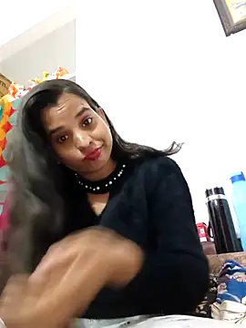 JHILMIL online show from November 2025 05:40:02 PM