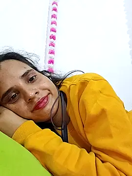 JHILMIL online show from November 2025 05:57:01 PM