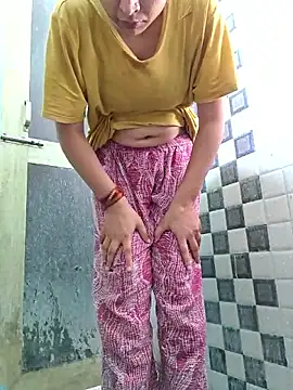 JHILMIL online show from November 2025 05:51:02 AM