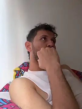 Michaell Spinelly online show from September 2025 05:57:02 PM