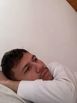 Michaell Spinelly online show from December 2025 02:33:01 PM