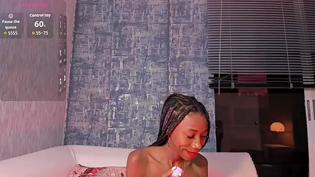 NathalyLeen online show from November 2025 08:41:02 PM