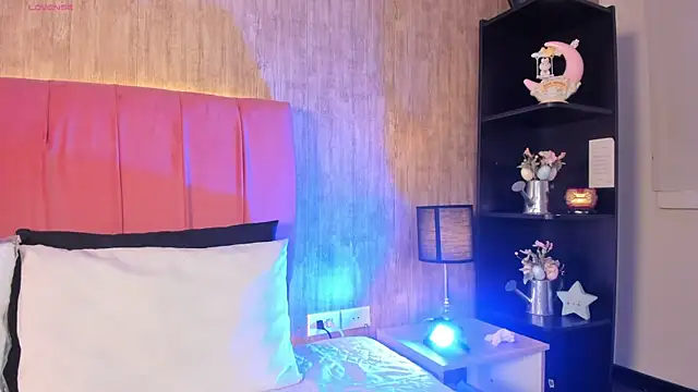 Kendra kobein online show from April 2026 08:34:02 PM