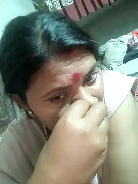 couple 71 online show from April 2026 05:03:02 PM