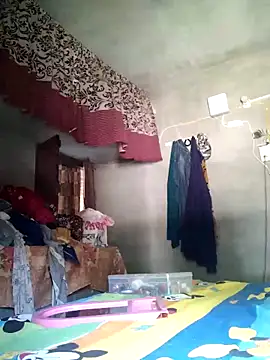 Snapshot of couple_71 chatting on May 2026 08:11:01 AM couple 71 online show from May 2026 08:11:01 AM