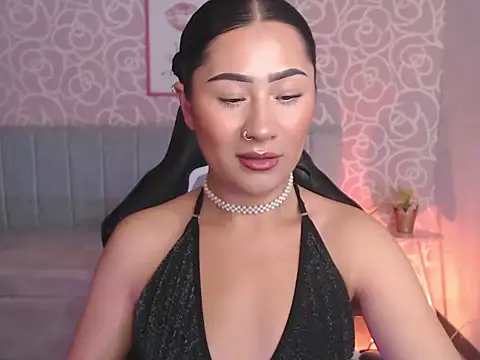 evelyn ch  online show from September 2025 11:02:02 AM