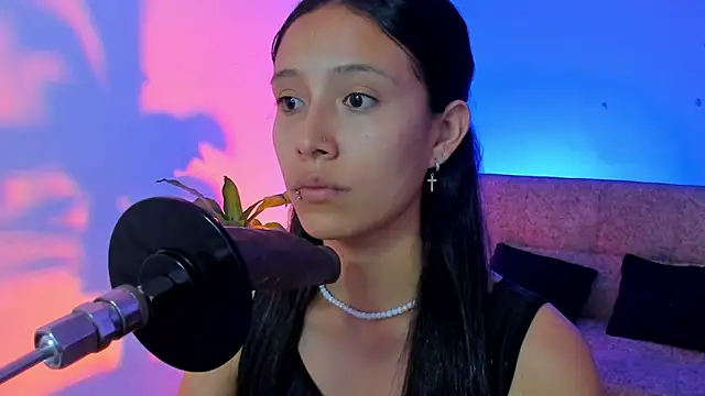 alicemoon   online show from November 2025 10:14:02 AM