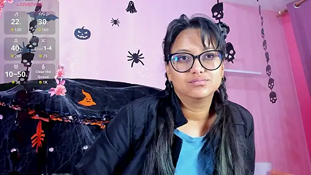 Snapshot of Azul_Moon chatting on October 2025 03:54:02 AM Azul Moon online show from October 2025 03:54:02 AM