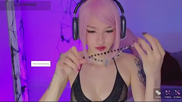 Moonlightt 21 online show from November 2025 07:38:02 PM