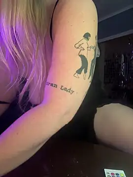 Granlady7 online show from February 2026 11:47:02 PM