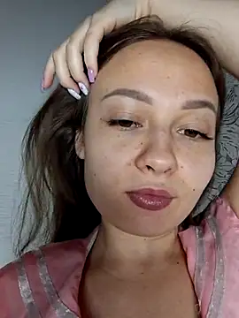 Olivia OliV online show from June 2026 01:11:02 AM