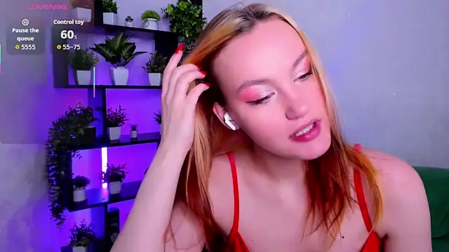 Snapshot of Ida_FaneStain chatting on January 2026 08:38:02 AM Ida FaneStain online show from January 2026 08:38:02 AM