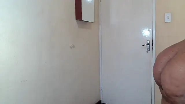 HugeTitisxx online show from March 2026 06:40:01 AM