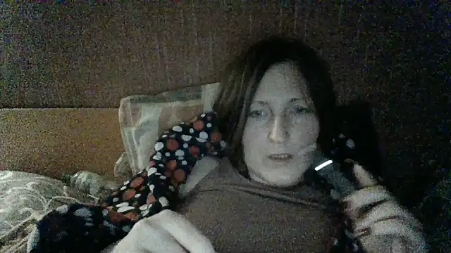 Snapshot of AllaSowinskaya chatting on October 2025 07:34:01 PM AllaSowinskaya online show from October 2025 07:34:01 PM