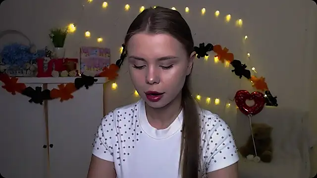 OceanicDawn online show from October 2025 05:19:02 AM