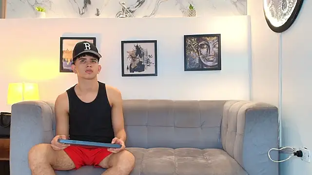 TWINKS FRIENDS online show from March 2026 01:18:01 PM