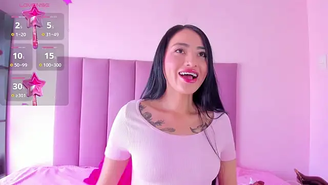 violet myerrs online show from October 2025 01:23:02 PM