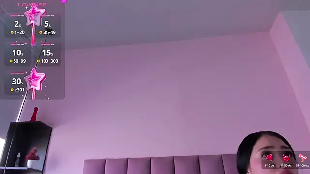 violet myerrs online show from October 2025 01:43:02 PM