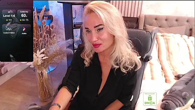 Snapshot of FreeBerryMILF chatting on April 2026 09:23:01 PM FreeBerryMILF online show from April 2026 09:23:01 PM