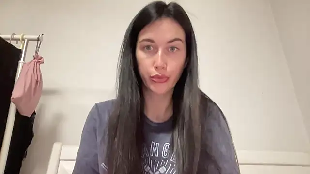 Talyo19 online show from November 2025 03:14:02 PM