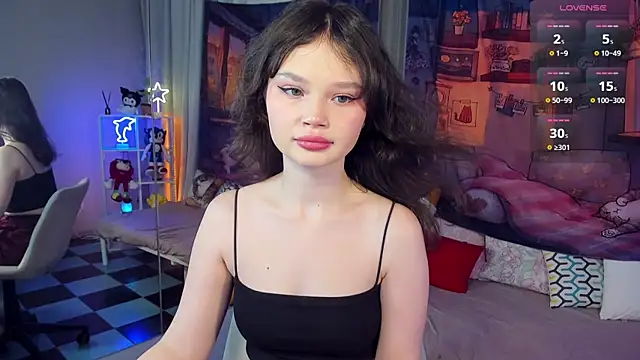 EmilyChaves online show from December 2025 06:07:02 AM