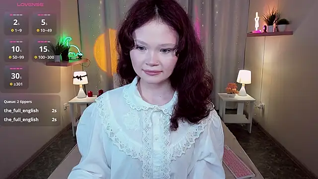 Snapshot of EmilyChaves chatting on May 2026 08:54:01 AM EmilyChaves online show from May 2026 08:54:01 AM