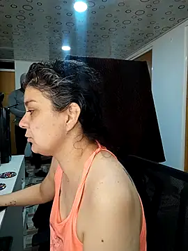 queemking online show from January 2026 01:19:01 AM