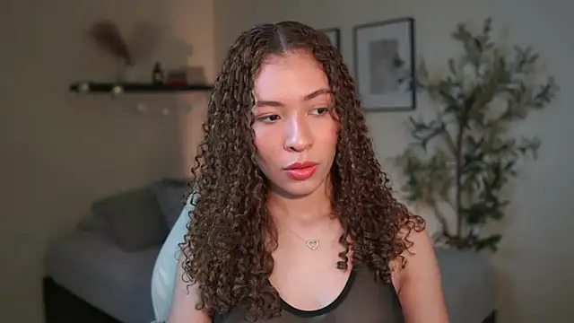 isabella-garcia- online show from March 2026 09:09:01 PM