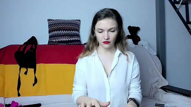 Katherine Twilight online show from March 2025 03:57:02 PM