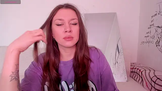 Lil Foxy9 online show from April 2026 02:58:02 AM