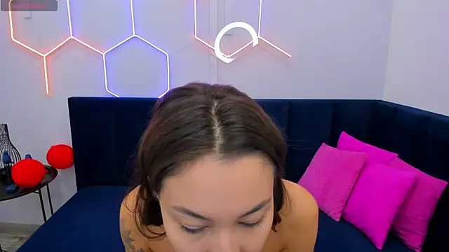 Kat  cat online show from April 2026 01:41:02 AM