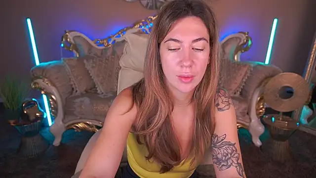 KateShanny online show from November 2025 07:11:02 AM