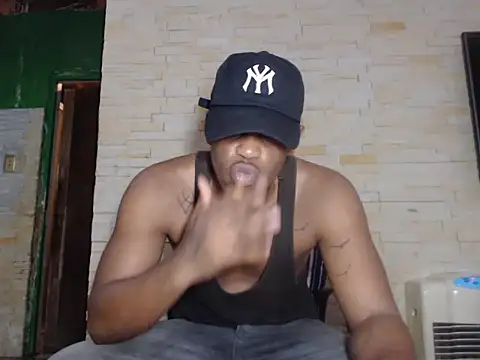 Snapshot of Bedroom_Gangster007 chatting on February 2026 08:12:02 PM Bedroom Gangster007 online show from February 2026 08:12:02 PM