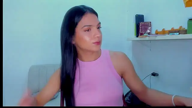 ISA BELLA VZL online show from April 2026 08:25:02 PM