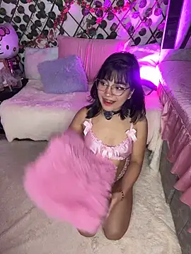 Snapshot of isabel_jaames chatting on February 2026 11:27:02 PM isabel jaames online show from February 2026 11:27:02 PM