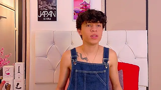 Axel  Evans online show from November 2025 12:38:01 PM