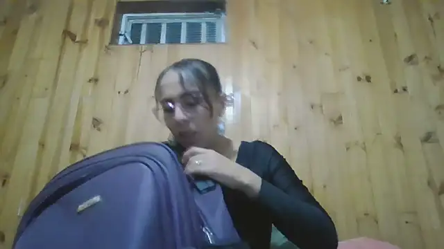 Roselingalvis13 online show from October 2025 02:48:01 AM