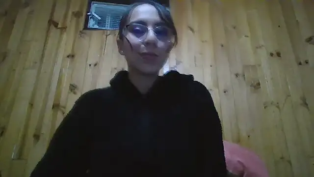 Roselingalvis13 online show from November 2025 02:44:01 AM