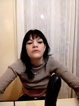 SarettaB90 online show from February 2026 10:03:02 PM